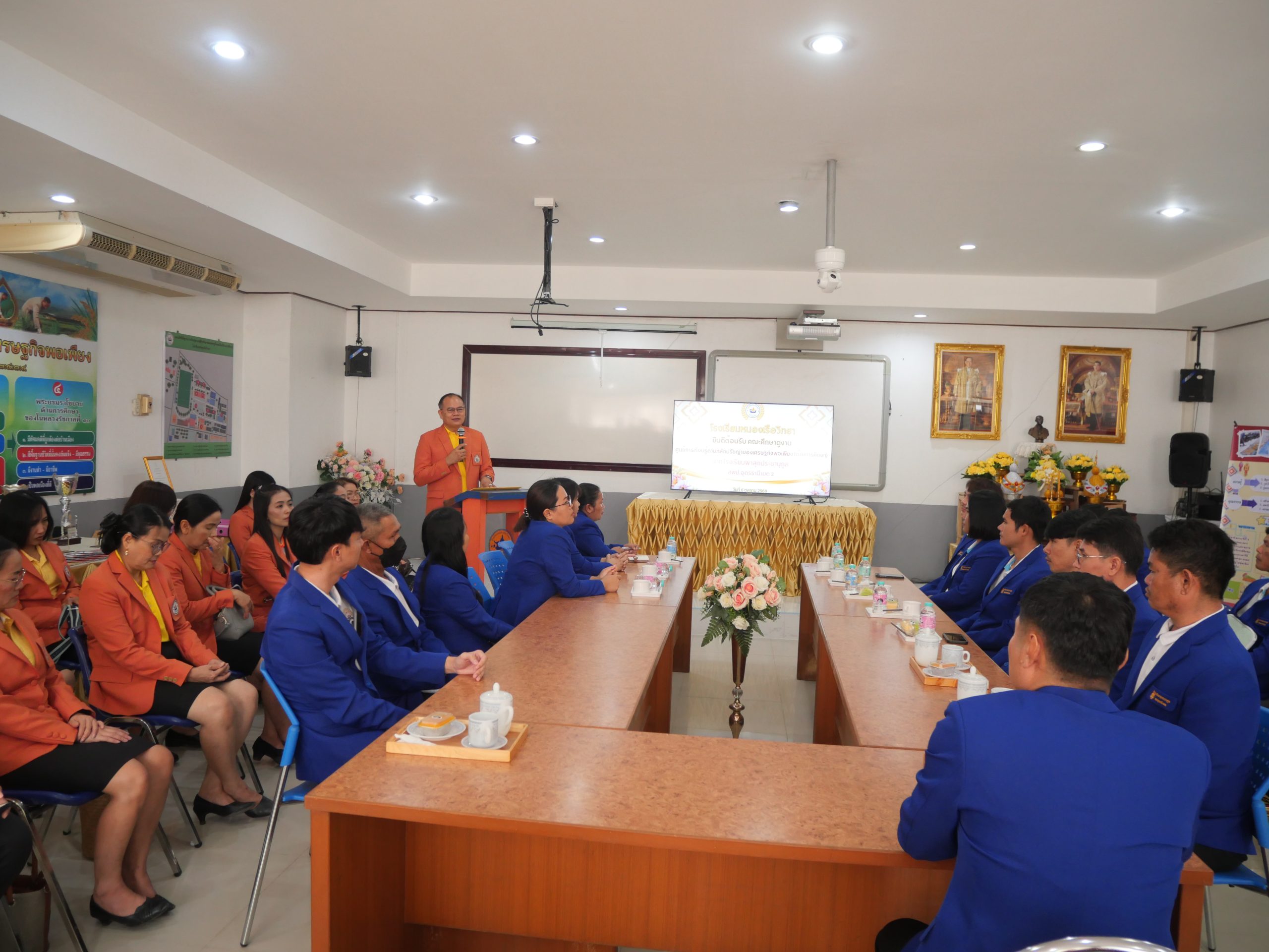 ต้อนรับคณะศึกษาดูงานจากโรงเรียนผาสุกประชานุกูล