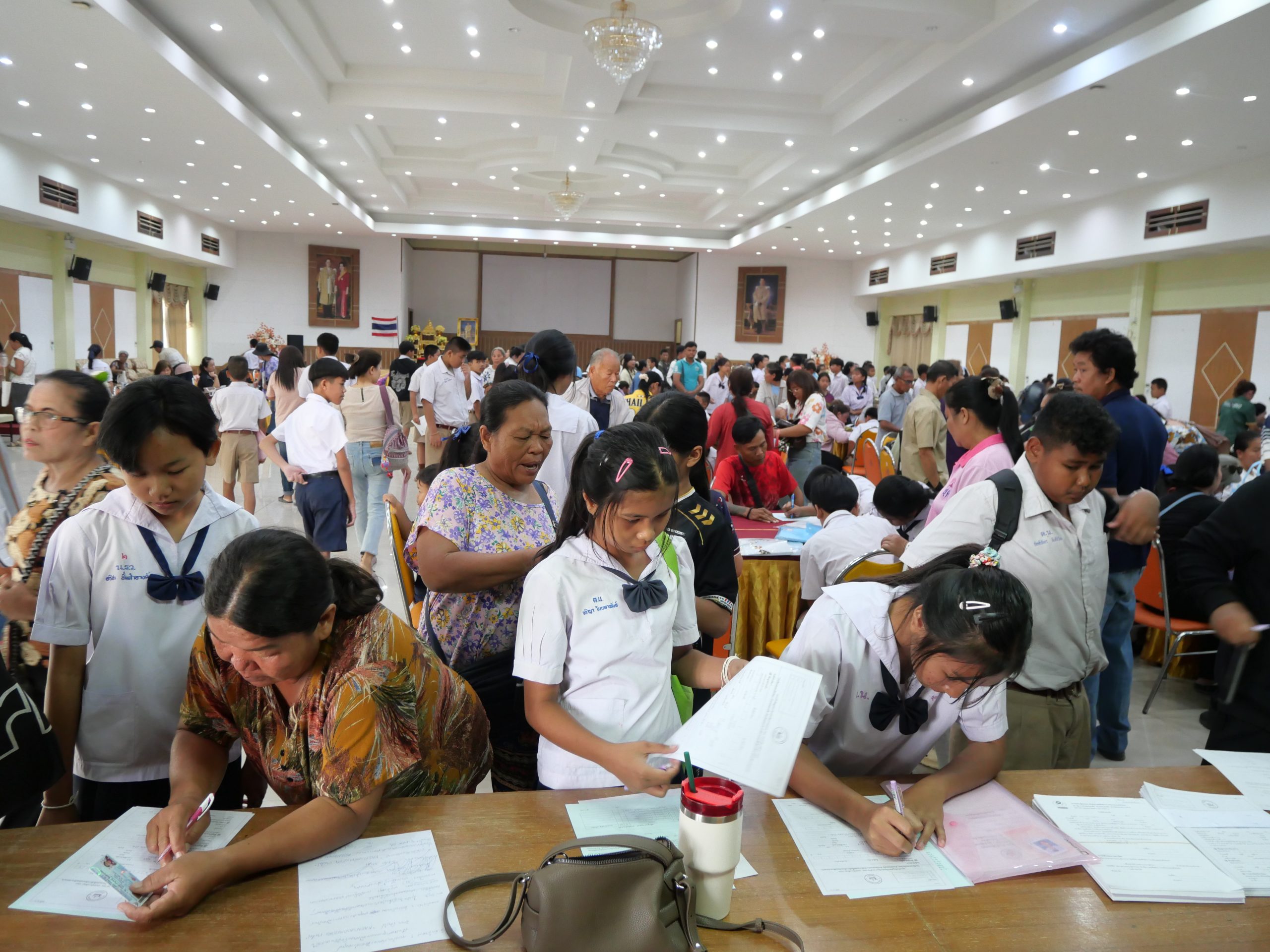 มอบตัวนักเรียน ม.1