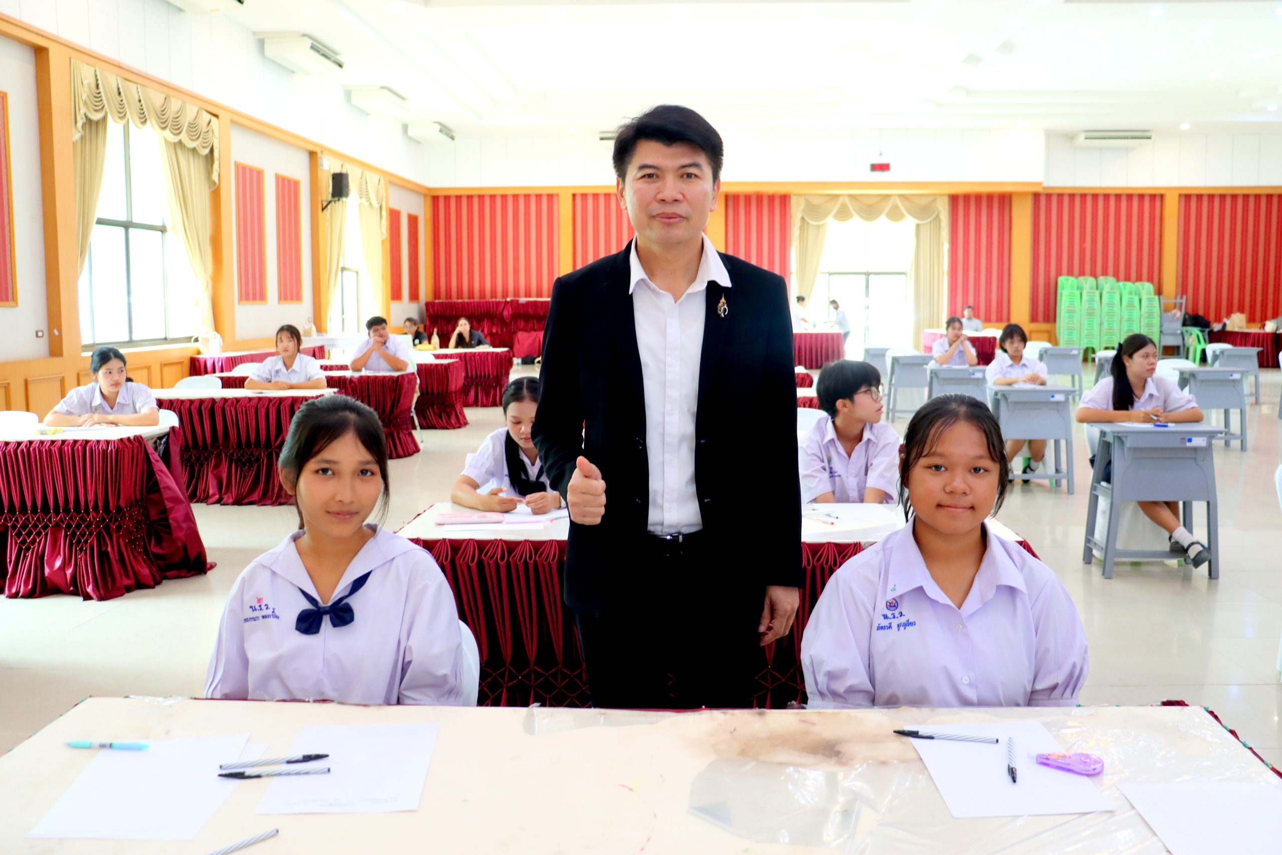 เข้าร่วมแข่งขันโครงการรักษ์ภาษาไทย ณ โรงเรียนภูเวียงวิทยาคม